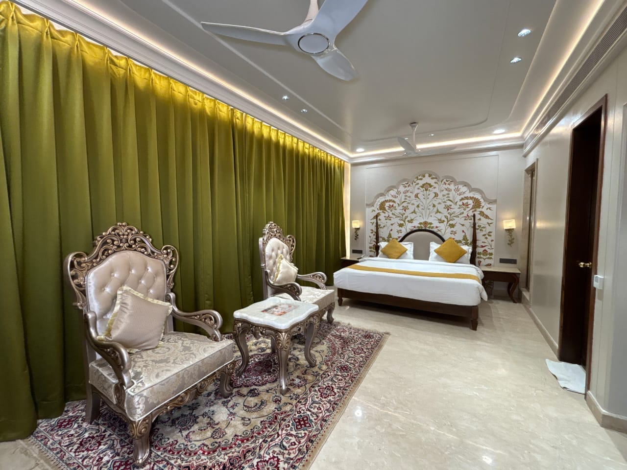 Murliwala Hotel and Restaurant Vrindavan - Tap to explore photos