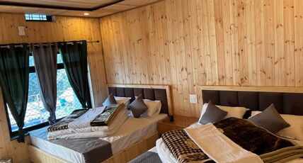 Shreyaksh Chopta Valley Resort Room Type - Quad Bed Room