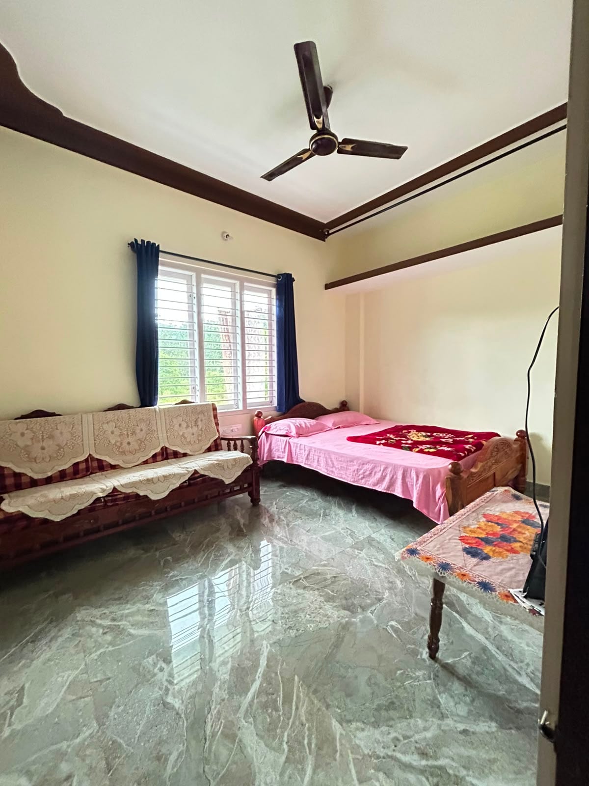Coorg Flower Homestay - Tap to explore photos