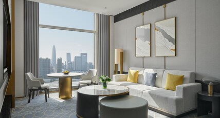 InterContinental NINGBO Room Type - 1 Bedroom Suite Club Lounge Access City View 1 King