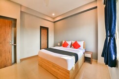 Capital O Amit Palace