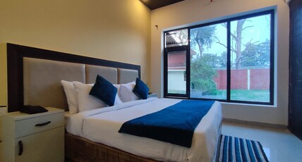 Golden Tree A Luxury  Room Type - Super Deluxe Room