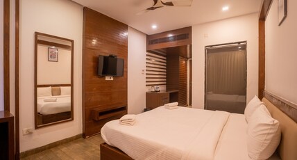 7 Sea Beach Resort Room Type - Deluxe Room