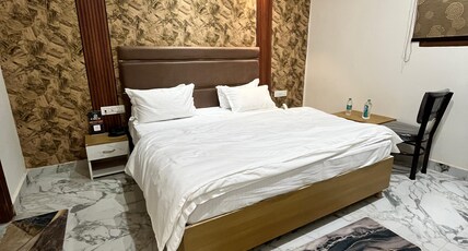 COZY INN ROOMS-200 Ft Road Room Type - Bedroom 1