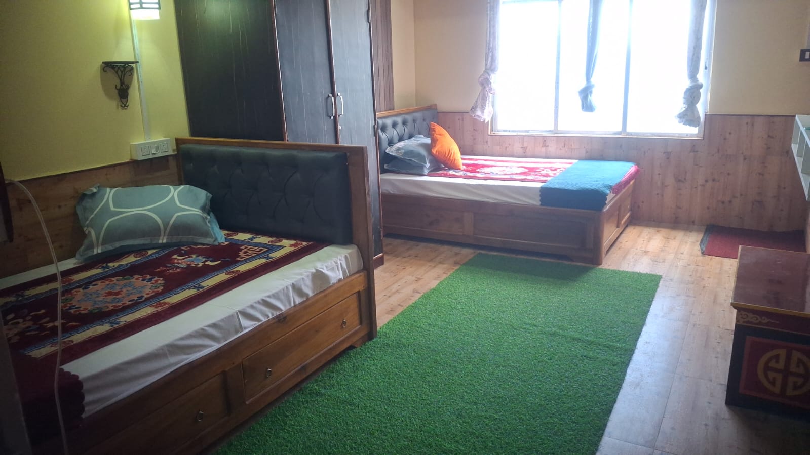 Lhuntse Homestay - Tap to explore photos