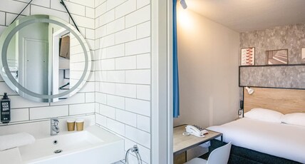ibis Gap Centre Room Type - Standard Room with 1 double bed