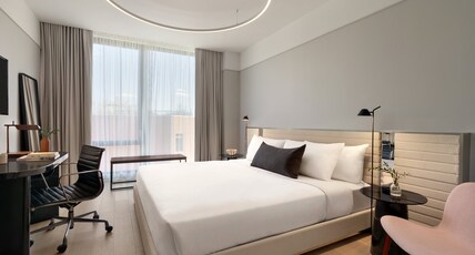 Hotel Indigo Williamsburg - Brooklyn, an IHG hotel Room Type - 1 King Premium
