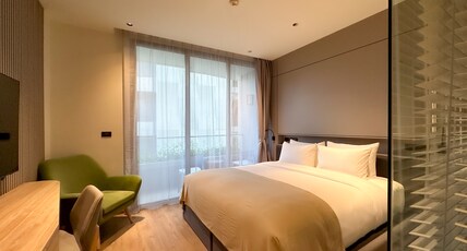 La Green Hotel and Residence Room Type - Deluxe Room