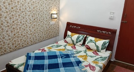SJA HOMES-NIKEE HOMES Room Type - 50-F1 ( Budget room)