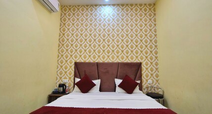 Banaras Home Stay Room Type - Room 102