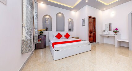 Super OYO 598 Peony Hotel Room Type - Vietnam Standard Double