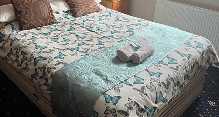 OYO Baytree Lodge Room Type - Standard Double Room