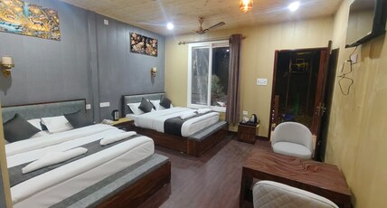 The Pines Mountain View Room Type - Four Bed Sharing Room