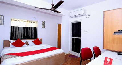 Hotel O Sukooon City View Room Type - Saver Double