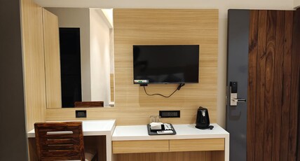 ISHA INN LUXURY ROOMS Room Type - Standard Room ISHA INN LUXURY ROOMS Room Type - Standard Room