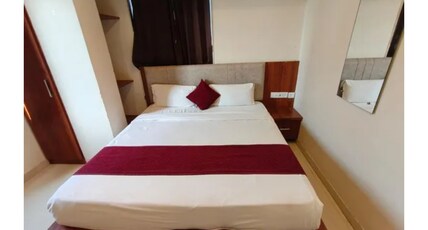 FabHotel Anand Palace Room Type - Deluxe Room