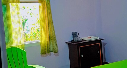 VYAPTI Guest House Room Type - deluxe room