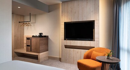 Crowne Plaza ISTANBUL - ORTAKOY BOSPHORUS Room Type - 1 Queen Standard