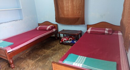 LAKSHMI ROOMS AND HOME STAY Room Type - Room Number 2
