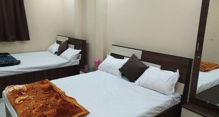 Hotel Ganesh Palace Room Type - 4 Bedded Family Deluxe Room