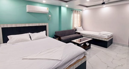 hotel shree inn Room Type - Deluxe Room