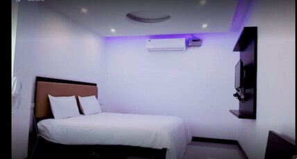 Hotel Alagappa Room Type - Non AC Double bed
