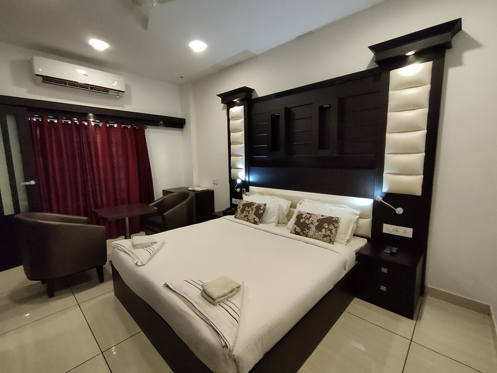 Theertha international hotel payyoli - Tap to explore photos