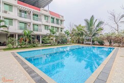 The Bliss Palm Resort