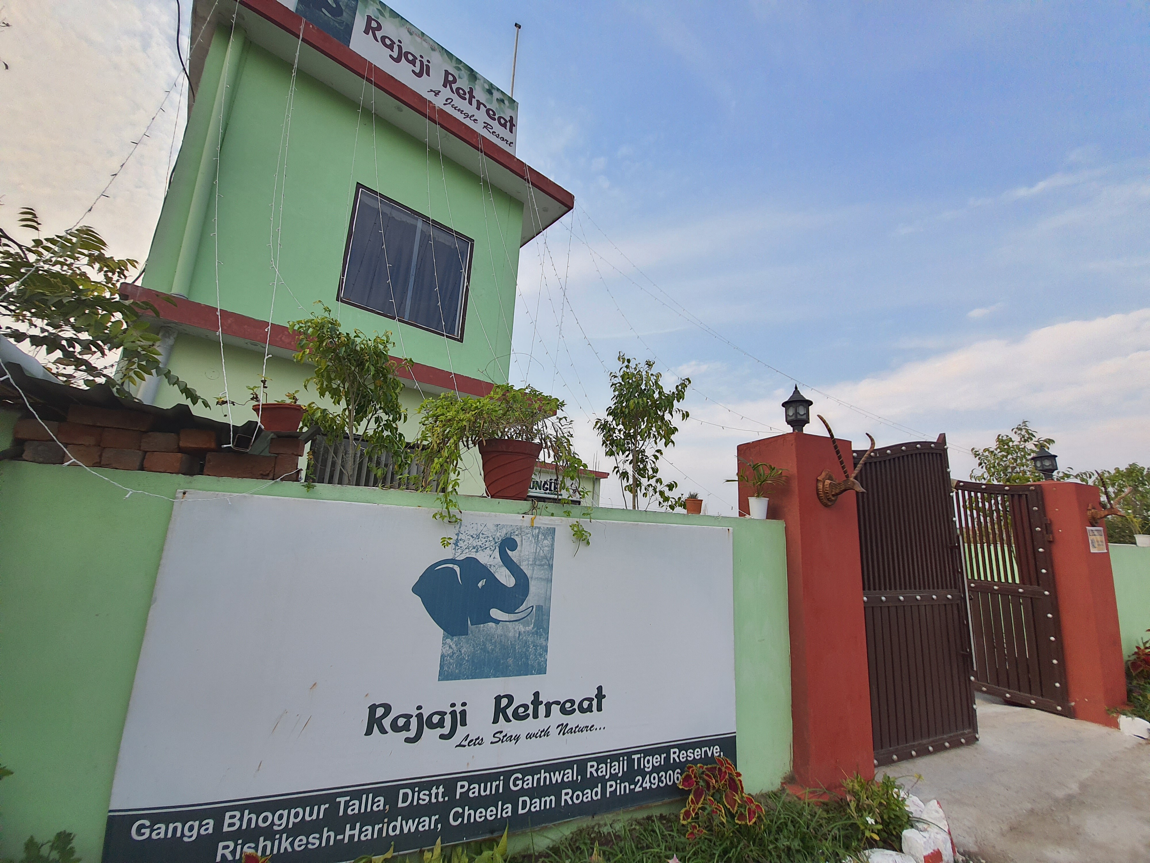 Rajaji Retreat Resort - Tap to explore photos