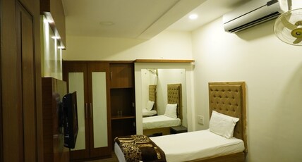 Hotel Mohan Continental Room Type - Single Bedded Standard Room