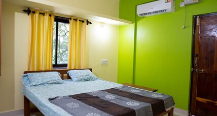 Dhanashree River View Guest House Room Type - Budget SIngle Room