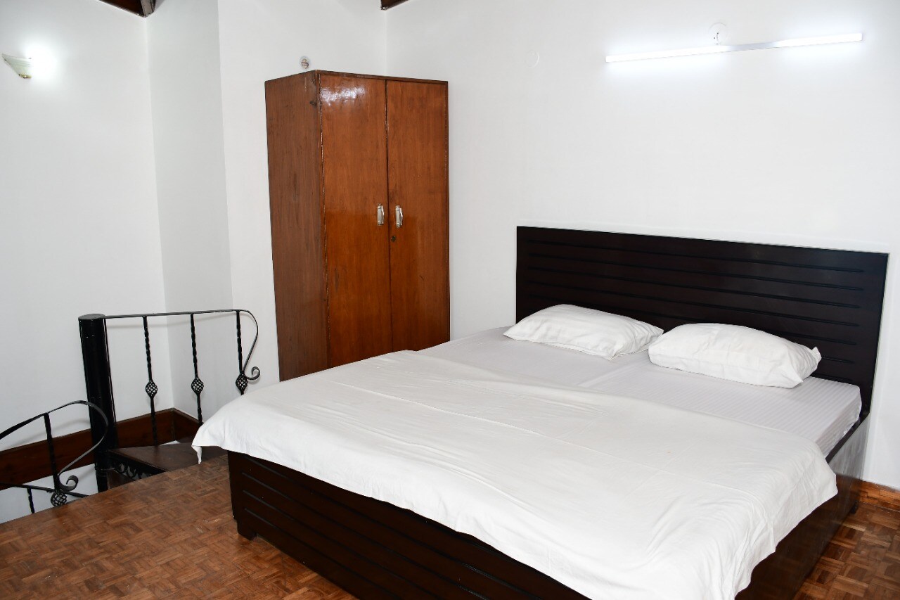 2BK Lake View Studio Apartment With Private Terrace - Tap to explore photos