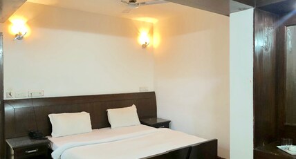 Jalandhar Shangrila Hotel Room Type - Deluxe