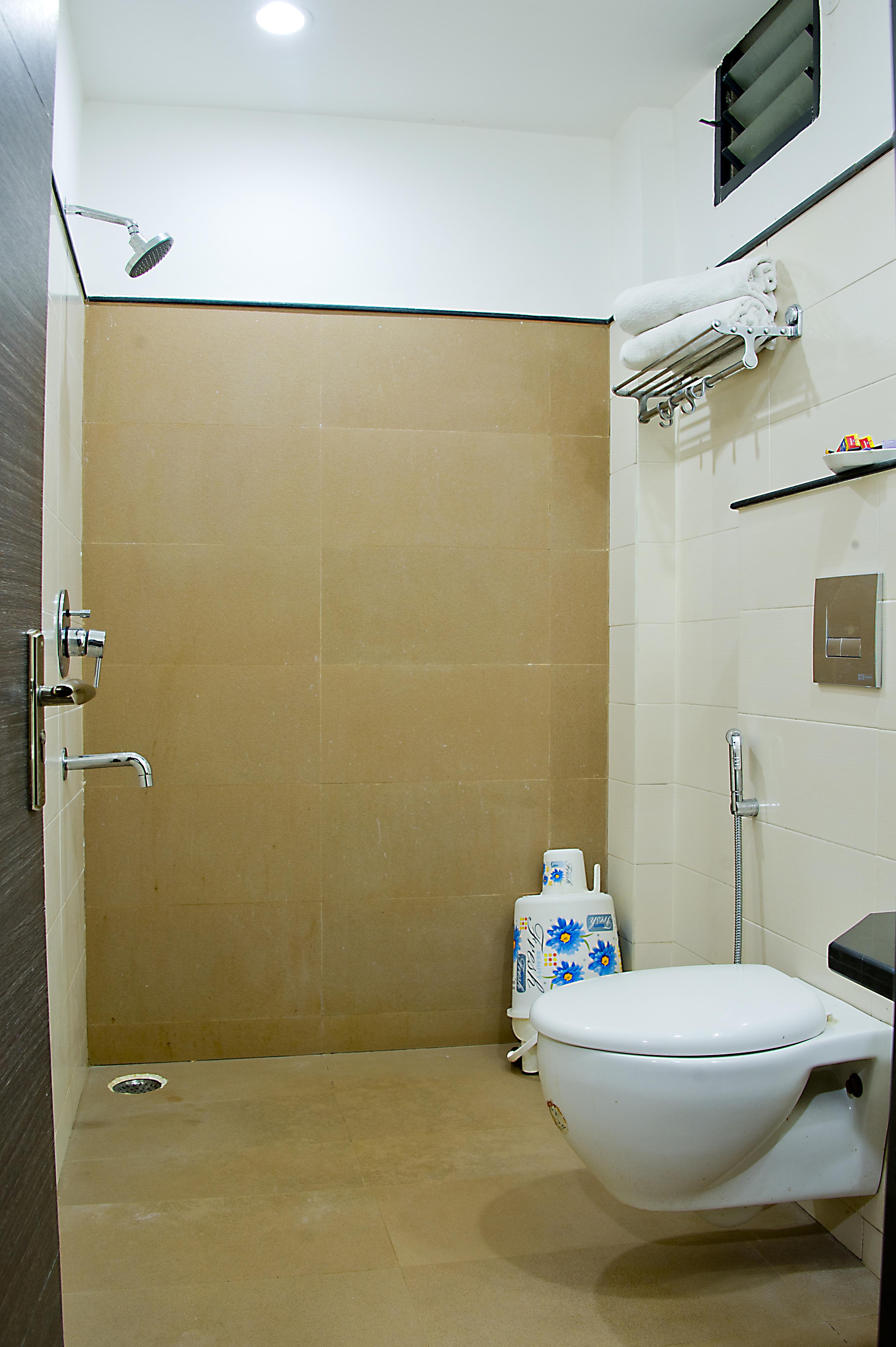 HOTEL ANAND REGENT - Tap to explore photos