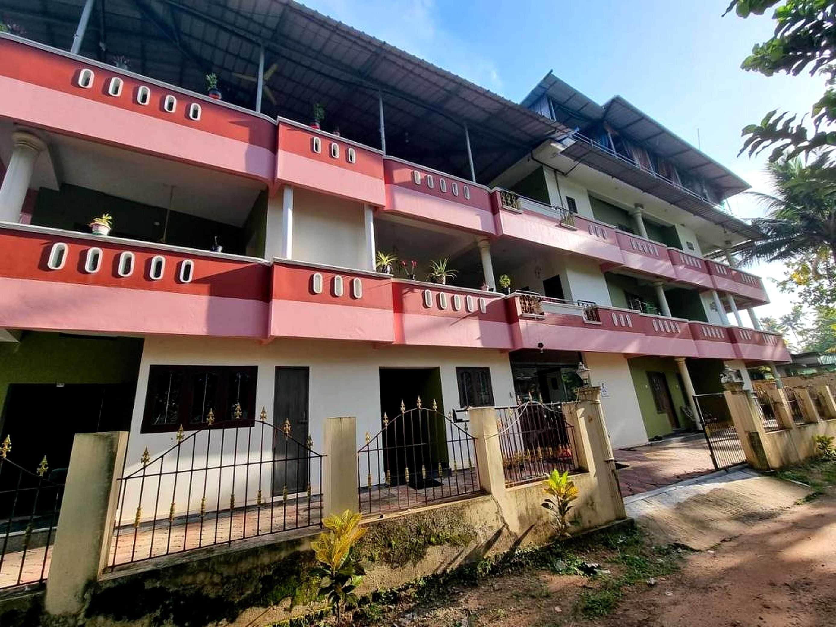 Hotel O Haiwa Beach Resort - Tap to explore photos