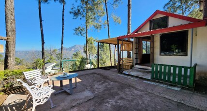 Pine Valley Resort | Rooms & Restaurant Room Type - Hut Room with Valley View