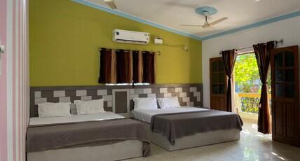Cardozo Beach House Room Type - DELUXE KING SIZE ROOM