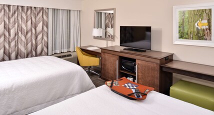 Hampton Inn Cartersville Room Type - 2 QNS HEARING ACC NOSMOK