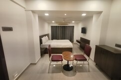Hotel Sharada International