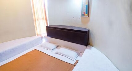 Hotel Bandra Residency, 250 m from Bandra Railway Station Room Type - Suite