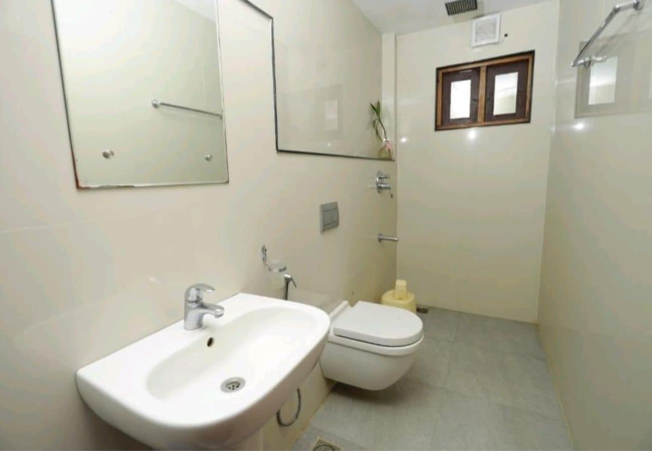 Ocean pearl Apartment 3BHK - Tap to explore photos
