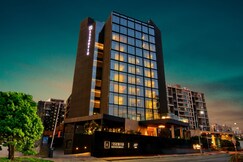 Essentia Premier Hotel Pune Wakad