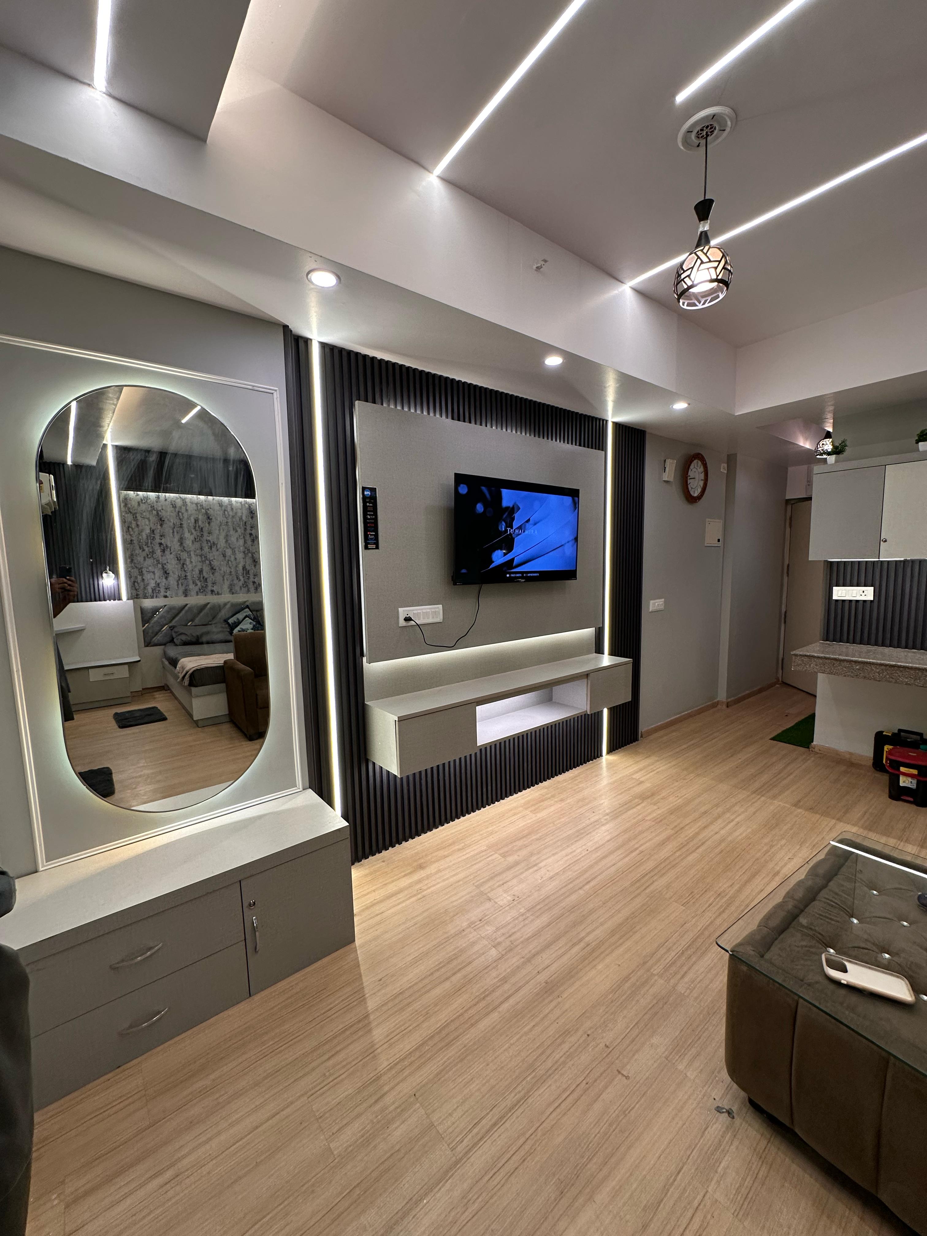 Star Inn Studios | DLF MyPad - Tap to explore photos