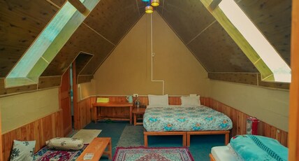 The Bushman Lodge Jibhi Room Type - Cottage with Mountain View