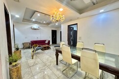 Cozy rooms with attach washroom