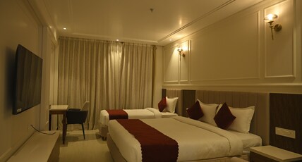 ANANTA KASHI HOTEL Room Type - Triple Bed Deluxe Room