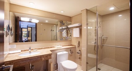 Holiday Inn MUDANJIANG Room Type - 2 Twin Standard Lounge Access