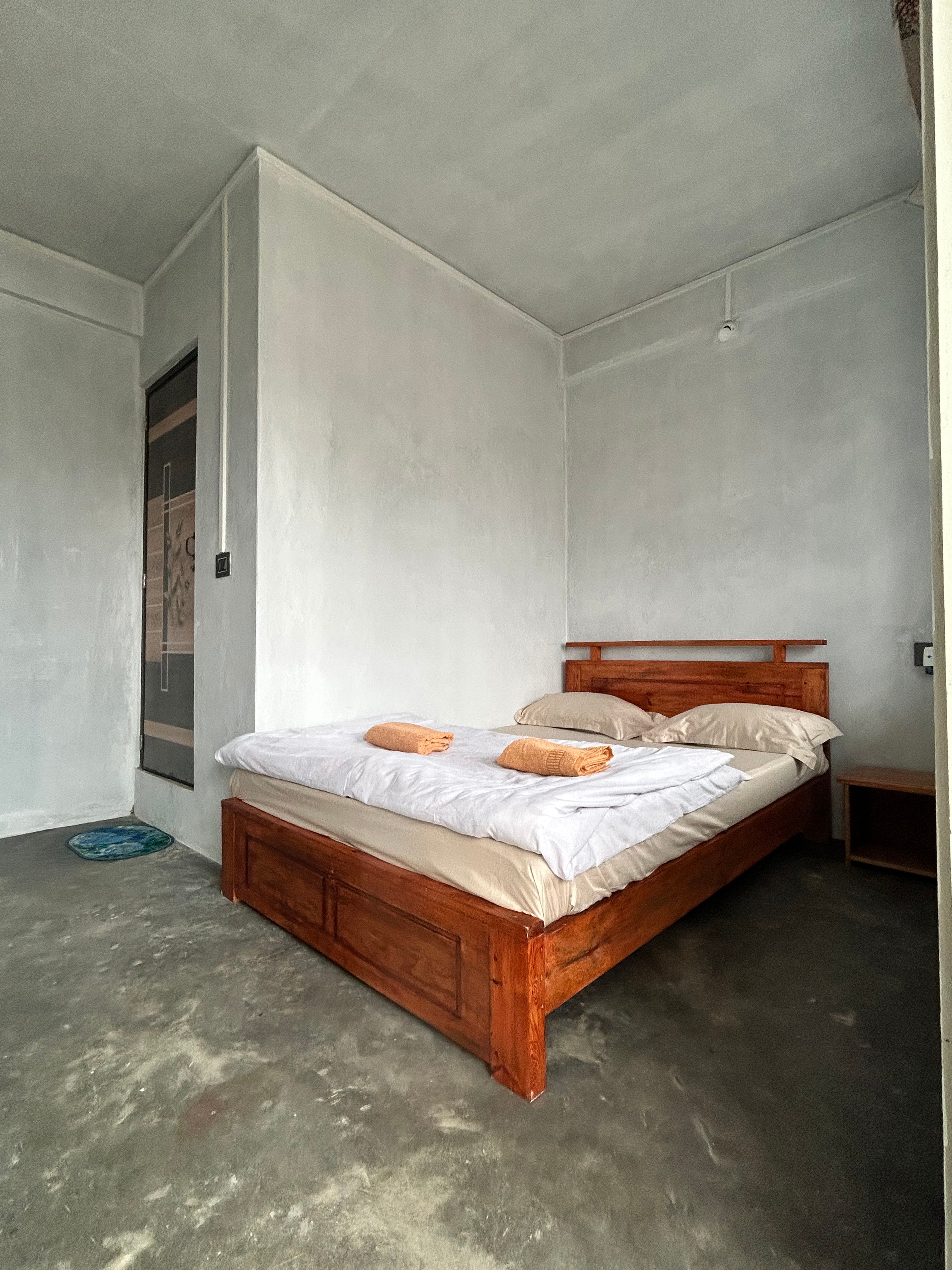 Phila Homestay - Tap to explore photos