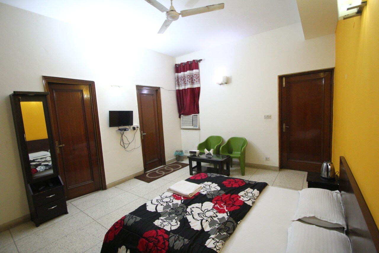 Balo Jagannath Guest House - Tap to explore photos