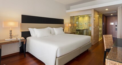 Crowne Plaza VILAMOURA - ALGARVE Room Type - 2 Single Standard Vilamoura Side Sea View Low Floor